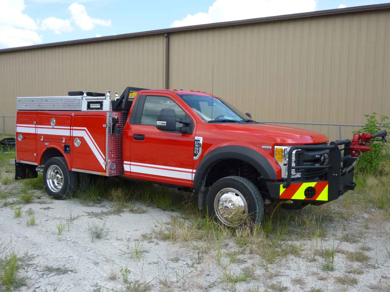 fire apparatus vehicle side view